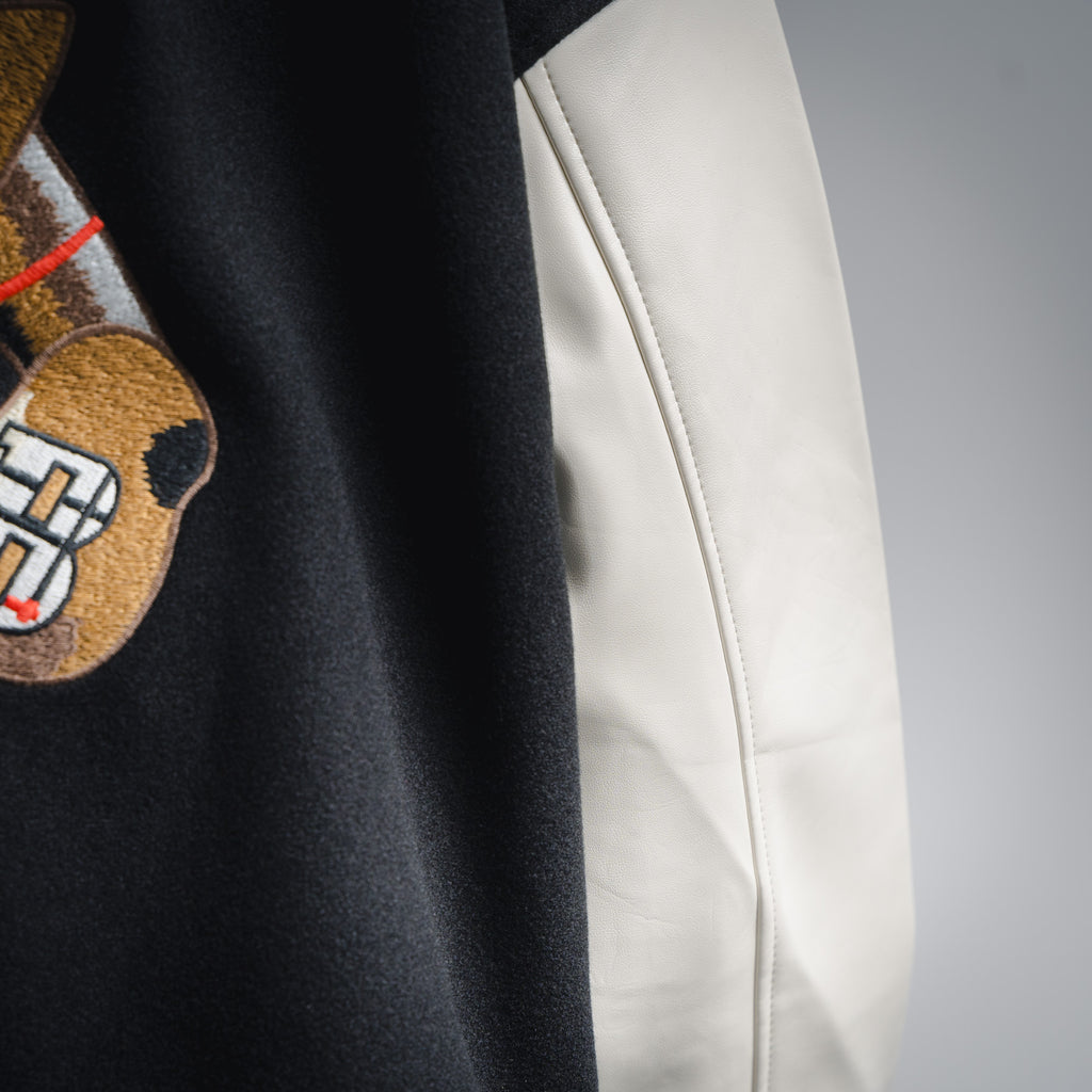 Burbery 25fw embroidered jacket