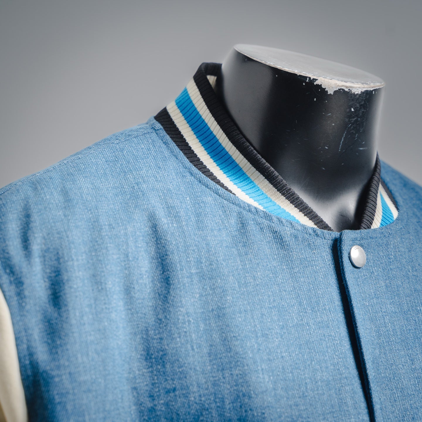 Guc 25fw embroidered jacket