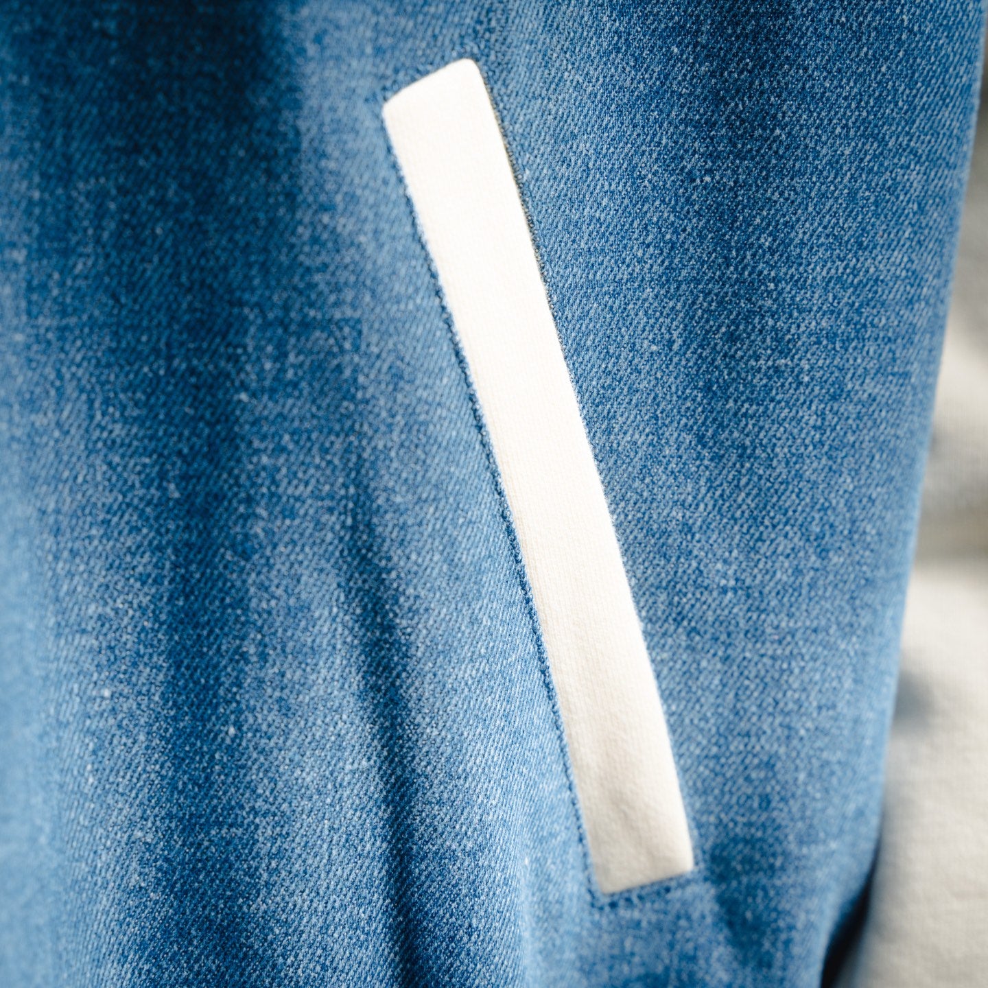 Guc 25fw embroidered jacket