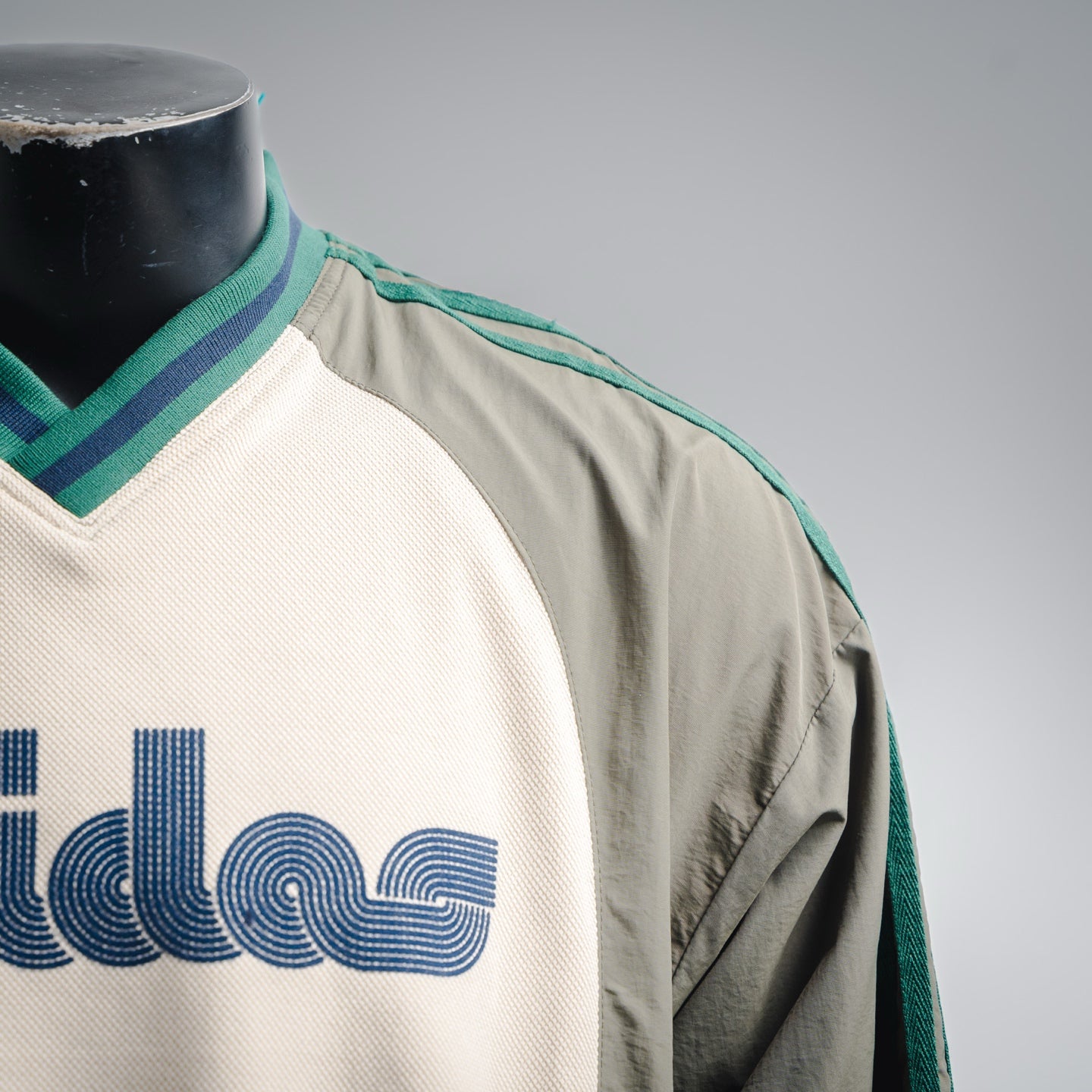 Adi 25fw all-match shirt