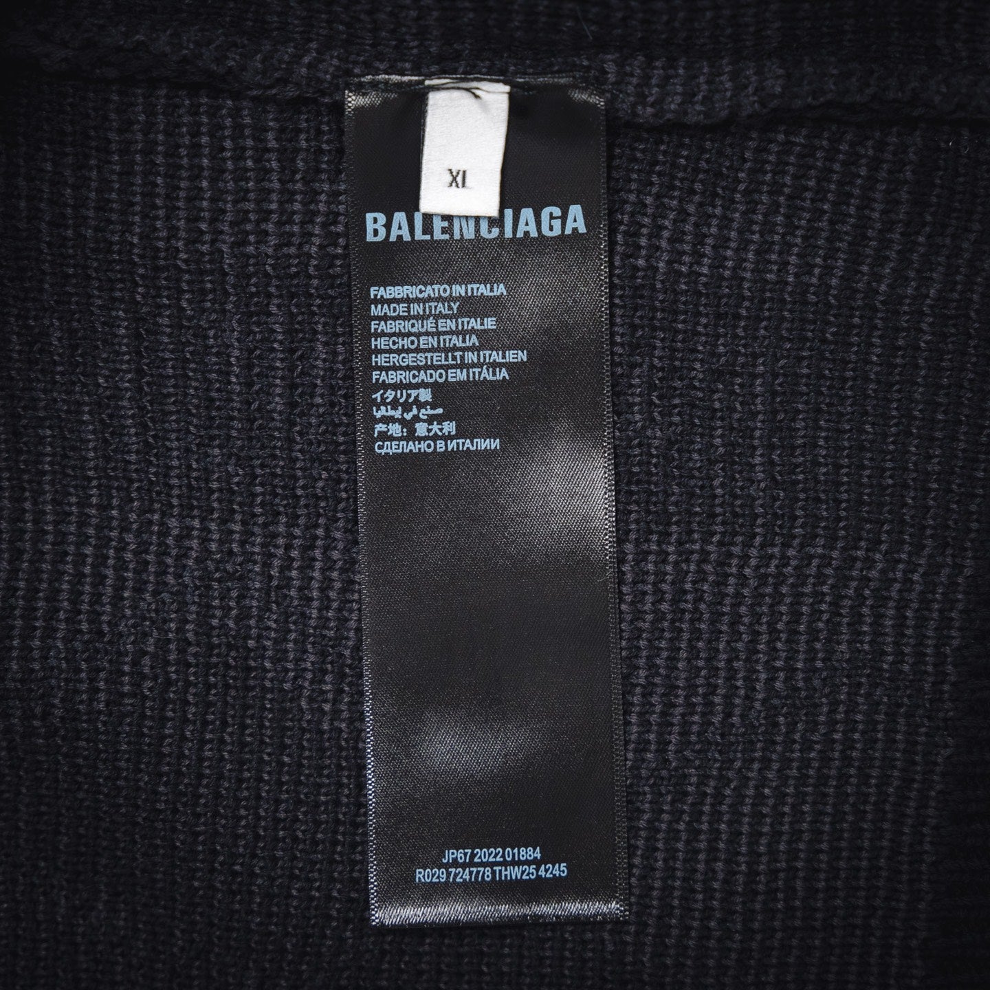 Balen 25fw knitted sweater