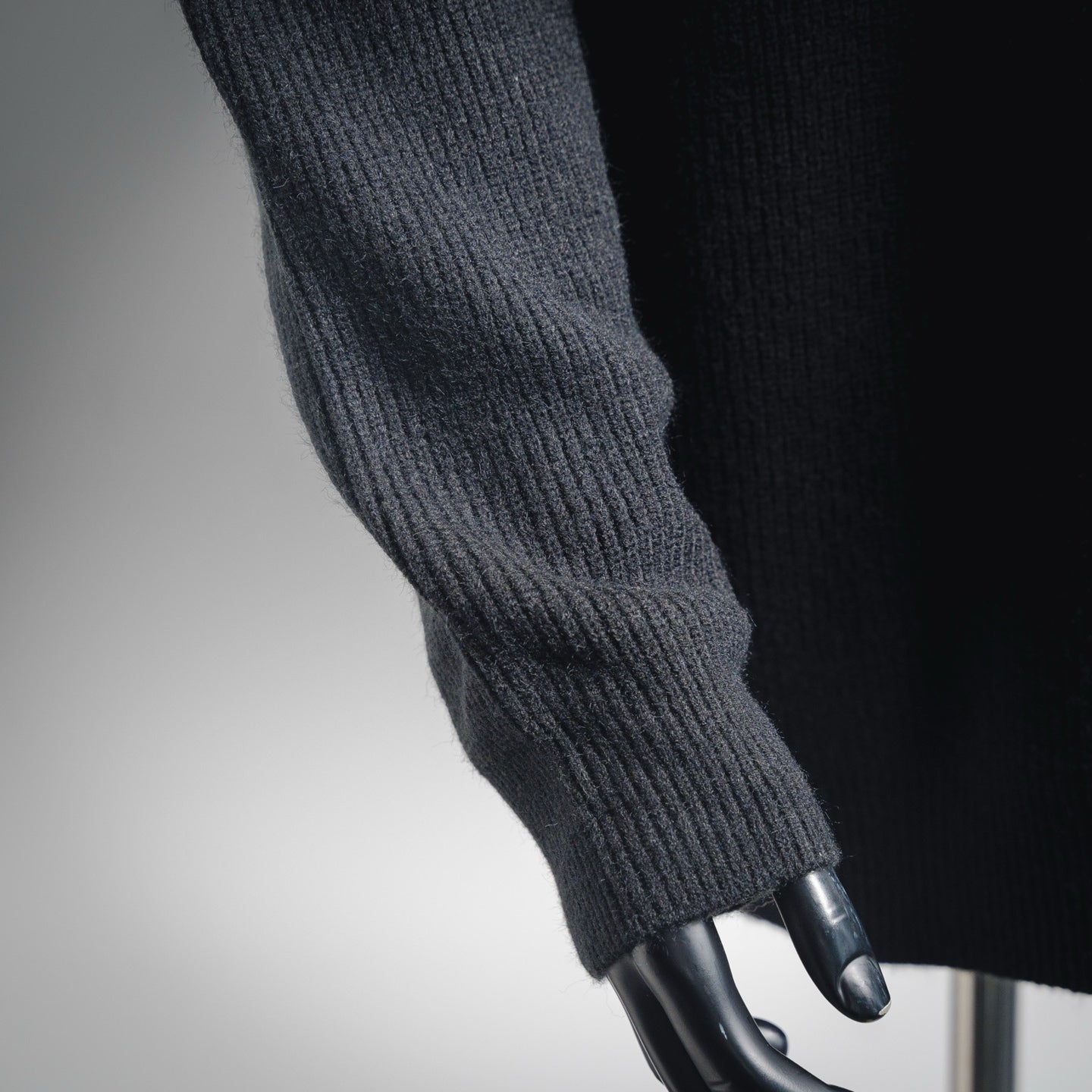 Cel 25fw leisure sweater