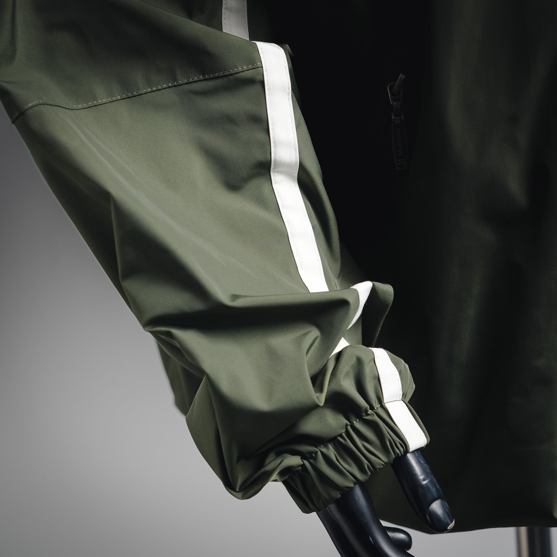 Balen 25fw embroidered jacket