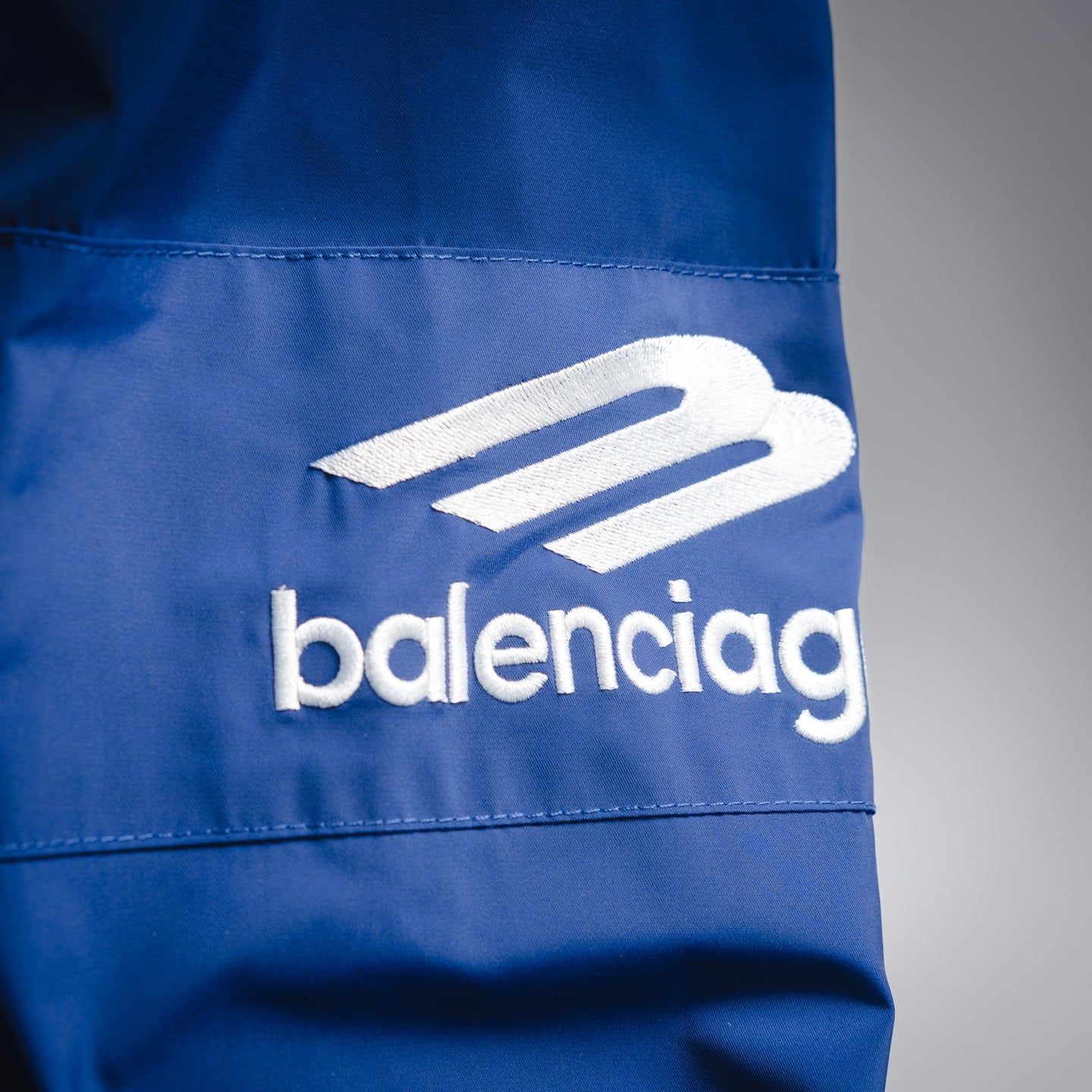 Balen 25fw embroidered jacket