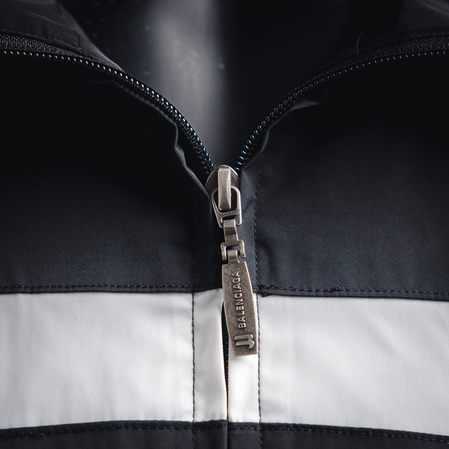 Balen 25fw reversible jacket