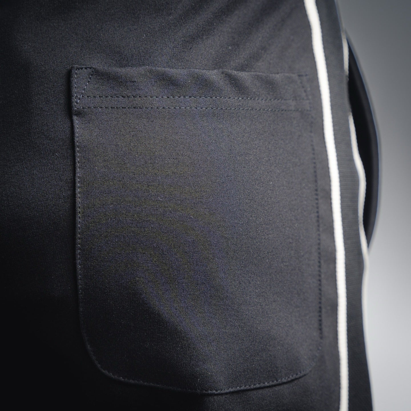 Guc 25fw leisure pants