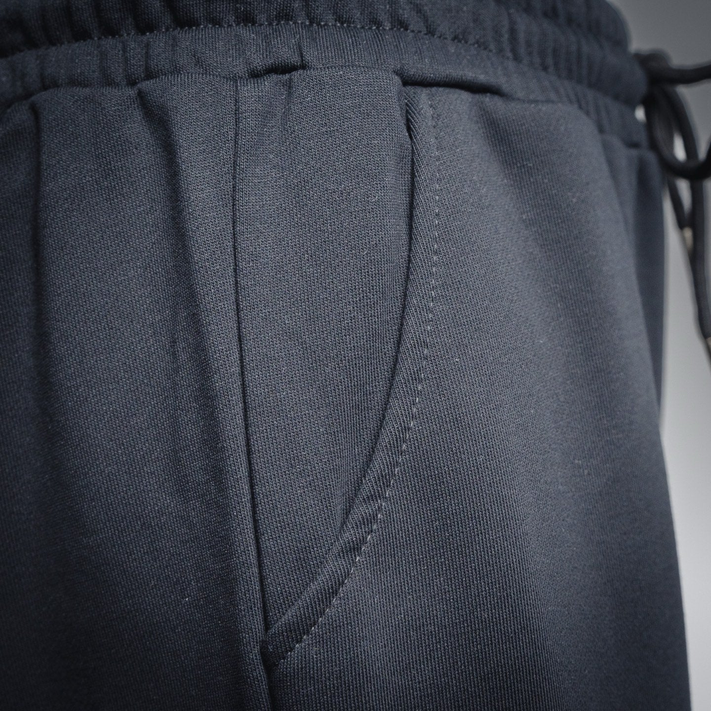 Fend 25fw all-match pants