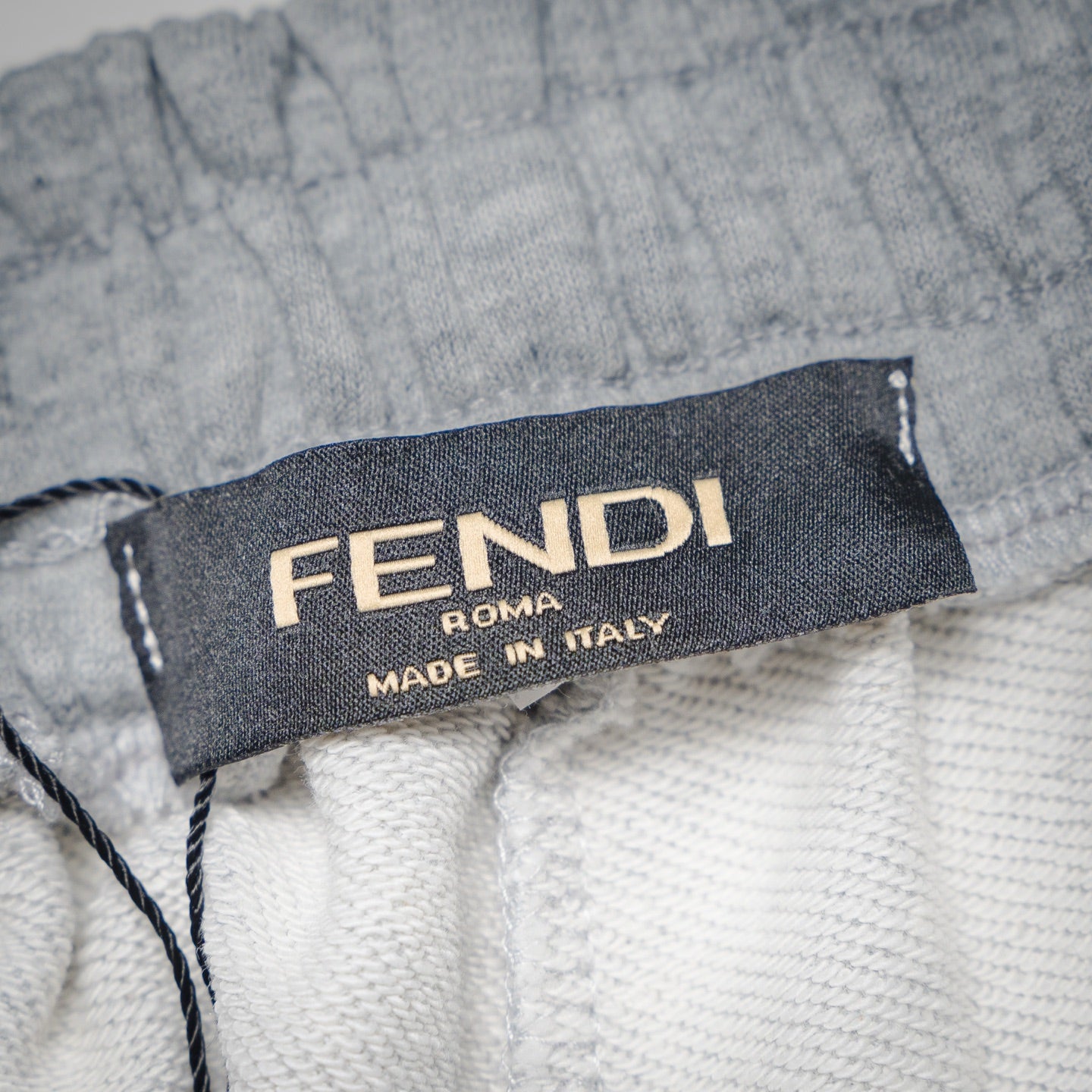 Fend 25fw all-match pants