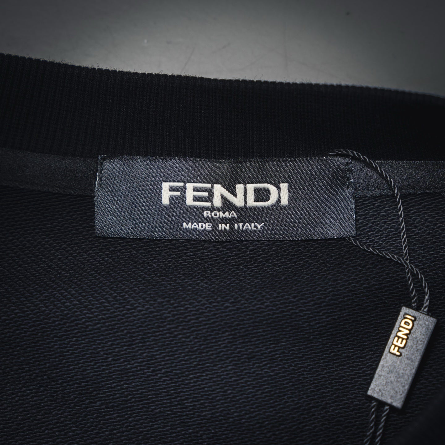 Fend 25fw all-match shirt