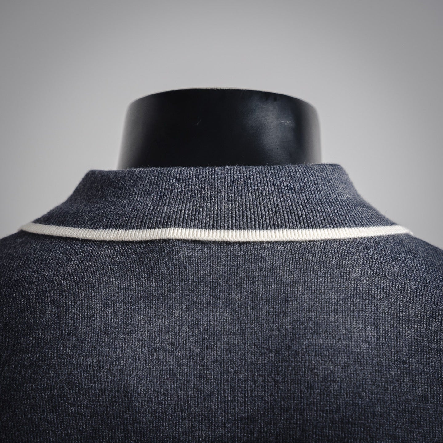 Guc 25fw knitted sweater