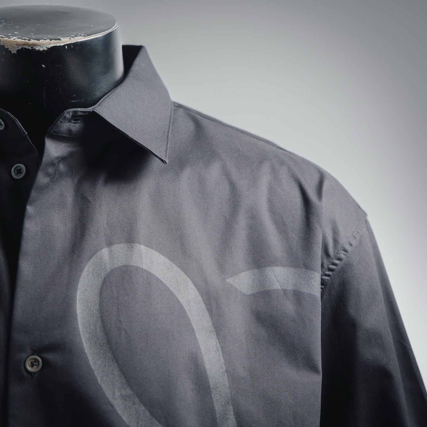 Loe 25fw all-match shirt