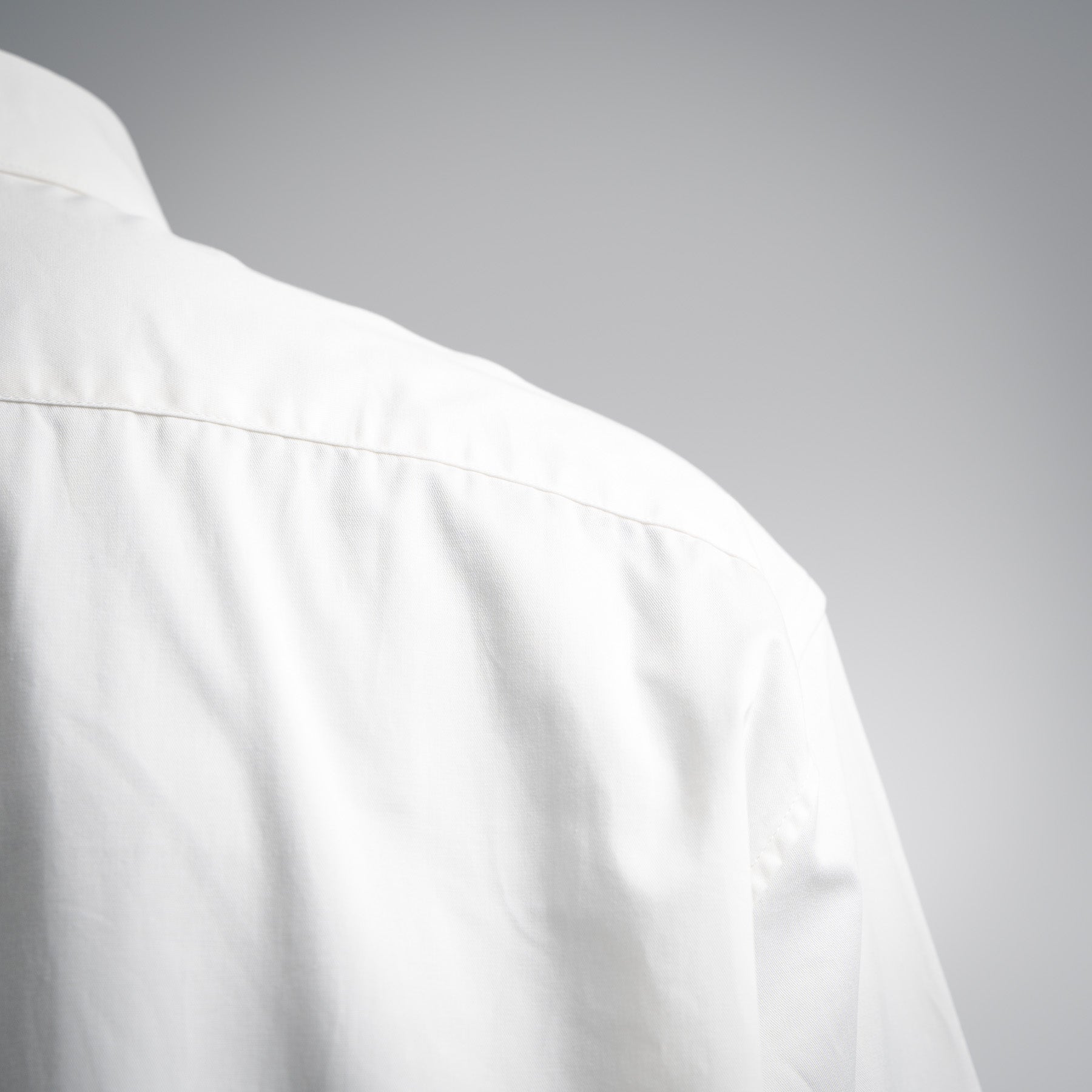 Loe 25fw all-match shirt