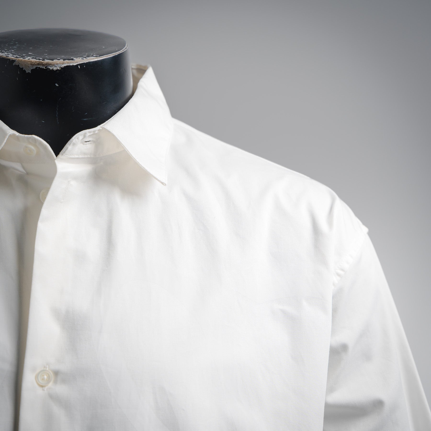 Loe 25fw all-match shirt