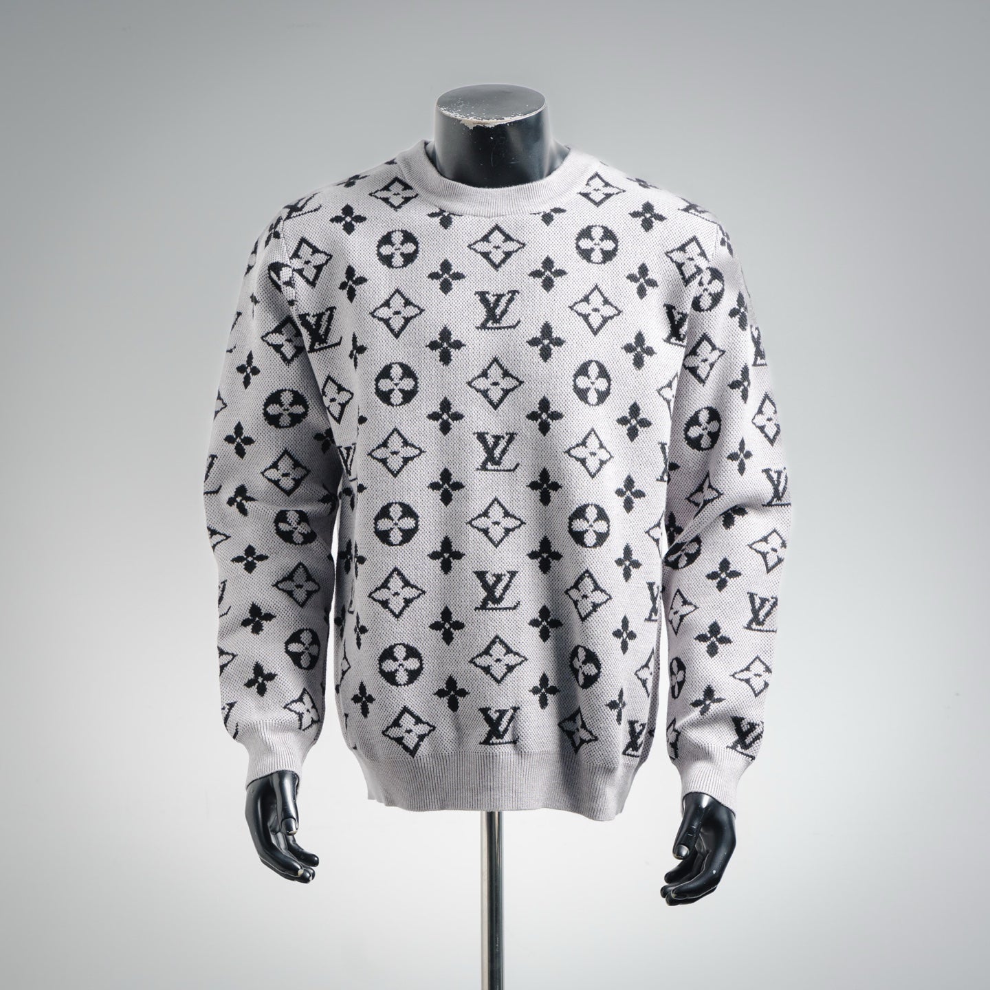 Louis 25fw leisure sweater