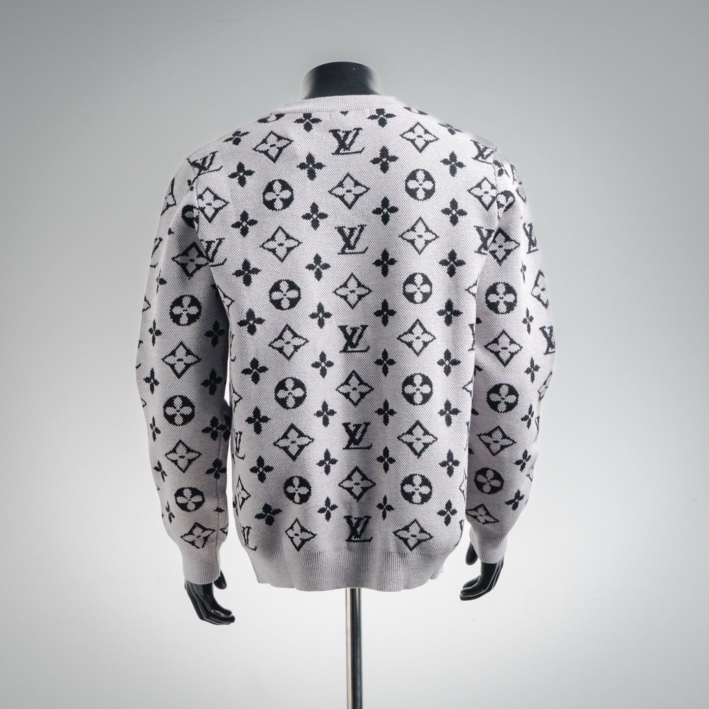 Louis 25fw leisure sweater