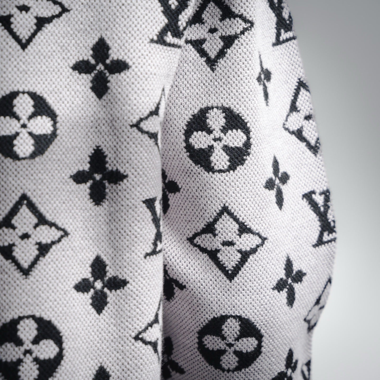 Louis 25fw leisure sweater