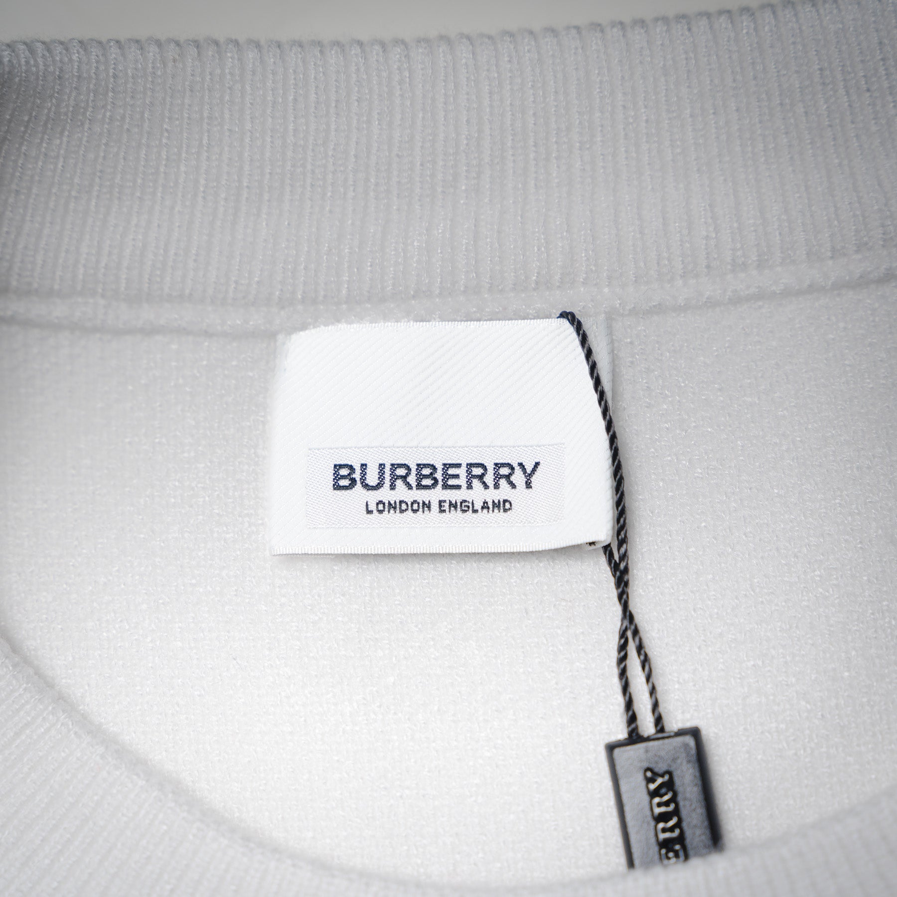 Burbery 25fw embroidered shirt