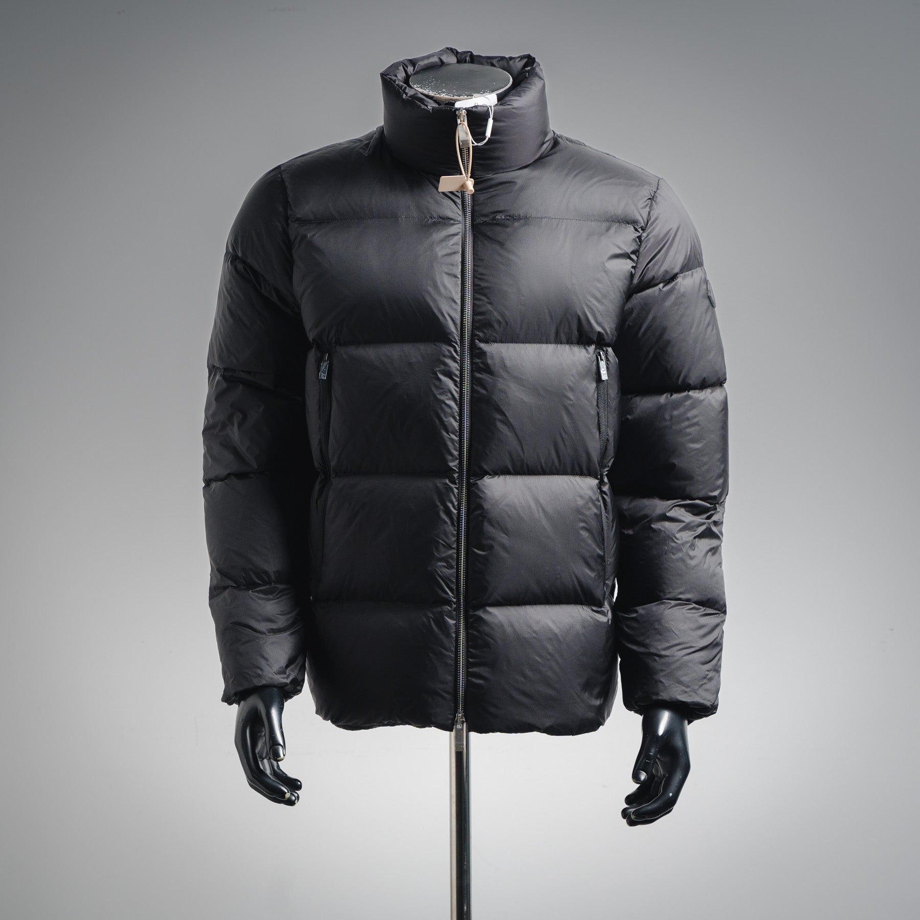 Mon 25fw down jacket