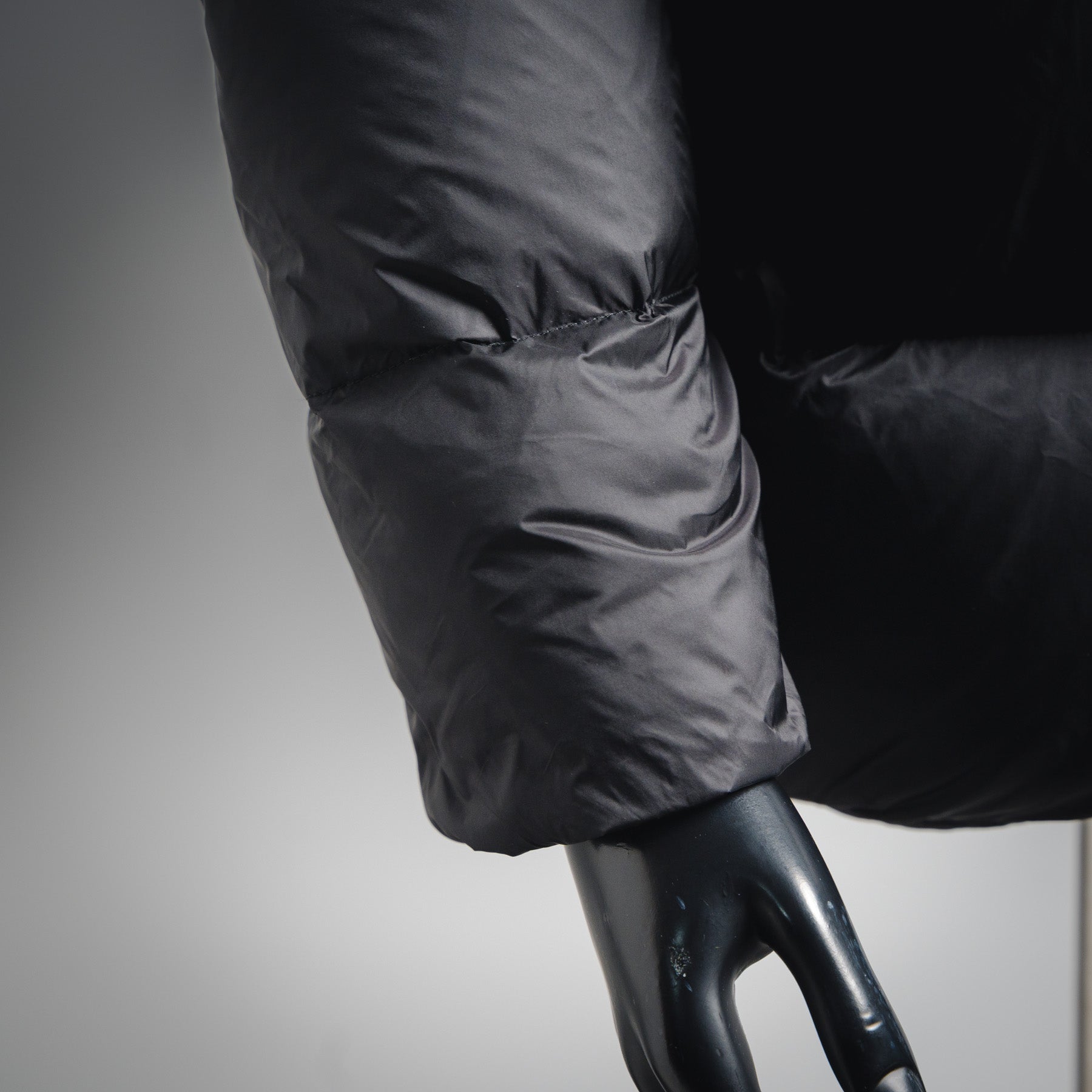 Mon 25fw down jacket