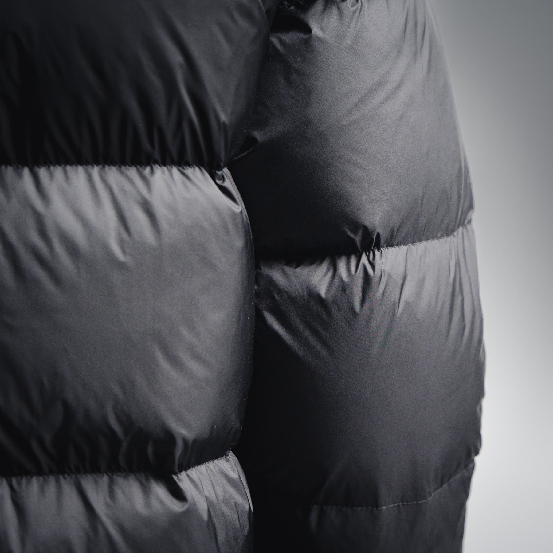 Mon 25fw down jacket