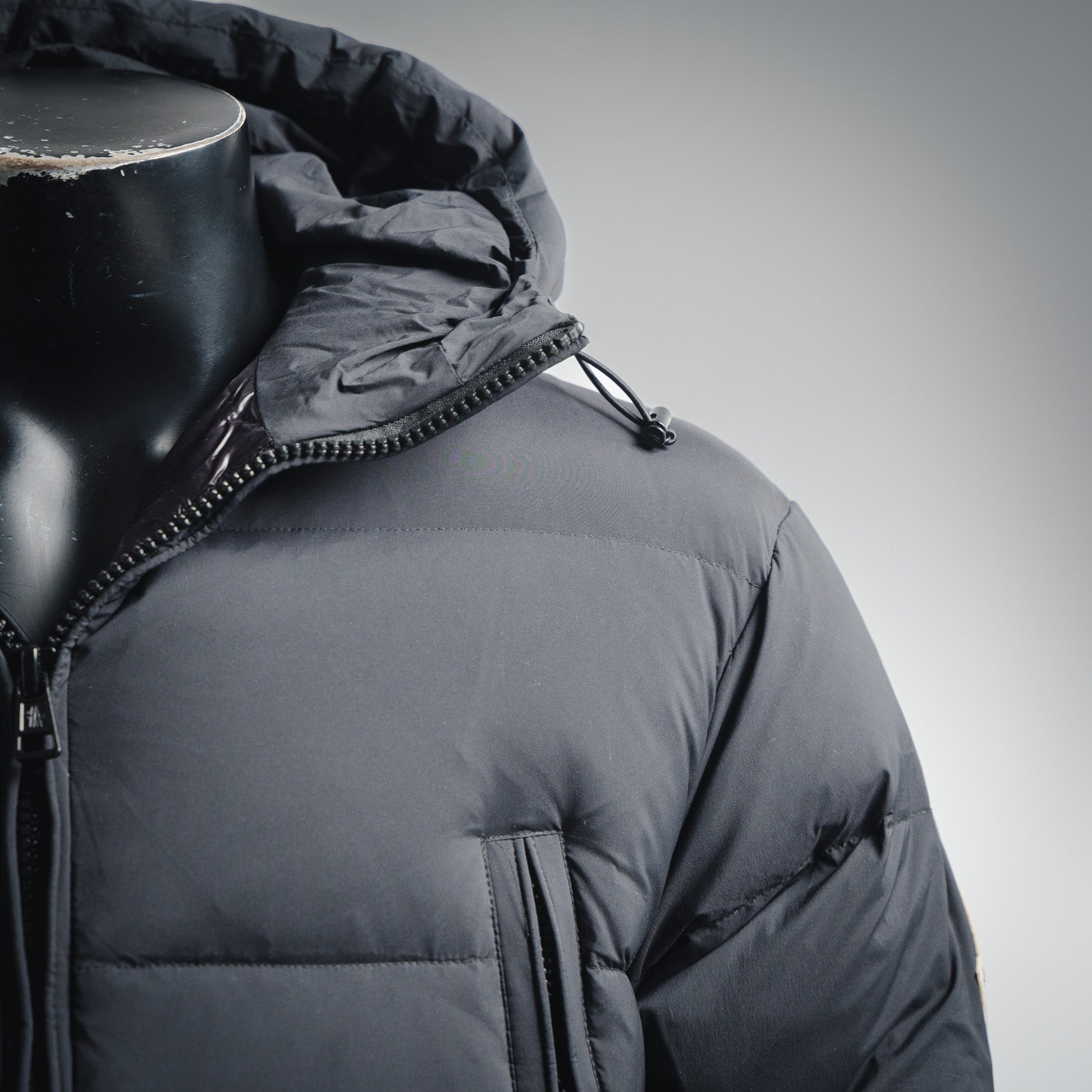 Mon 25fw down jacket