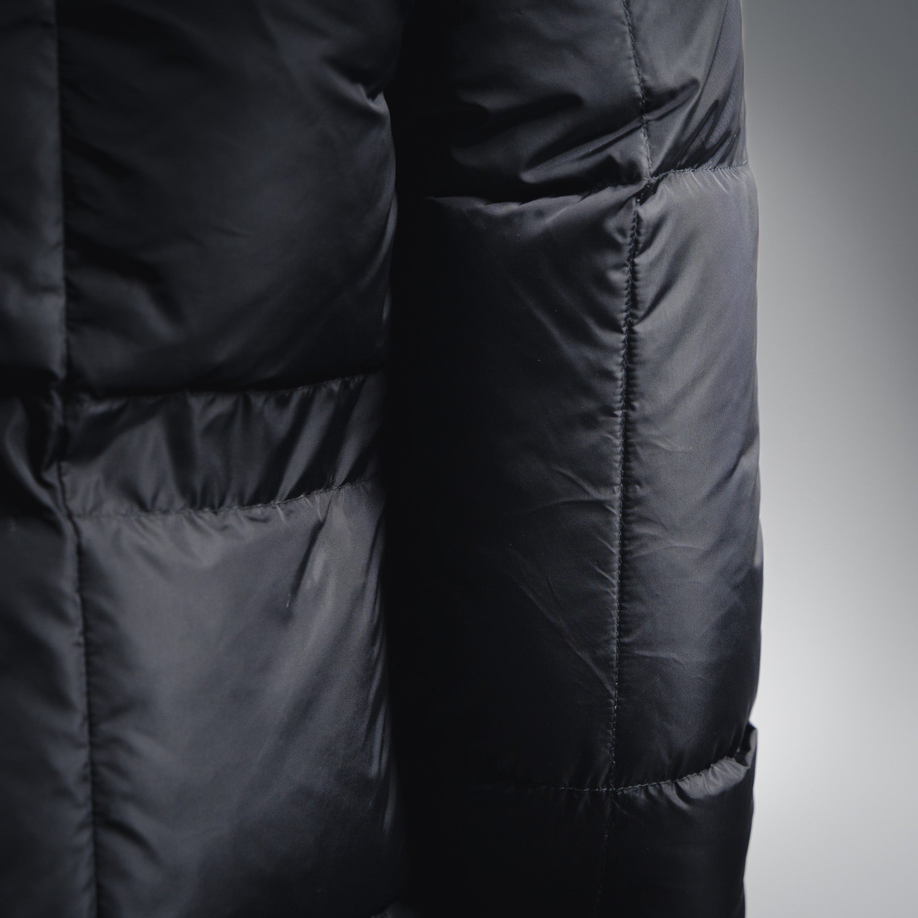Mon 25fw down jacket