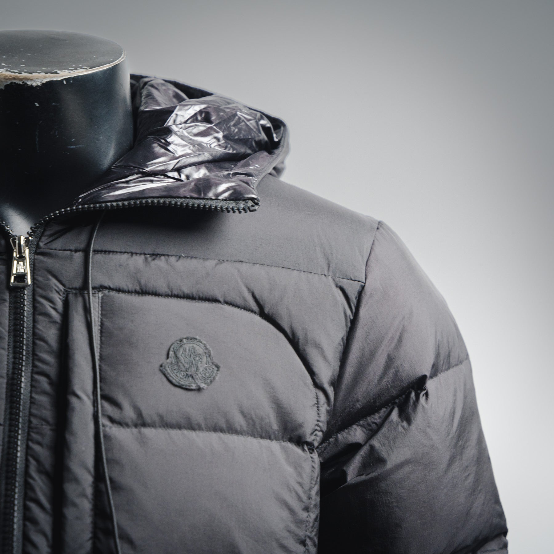 Mon 25fw down jacket