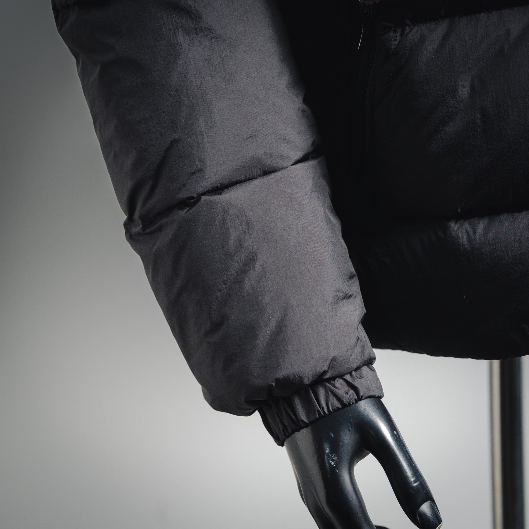 Mon 25fw down jacket