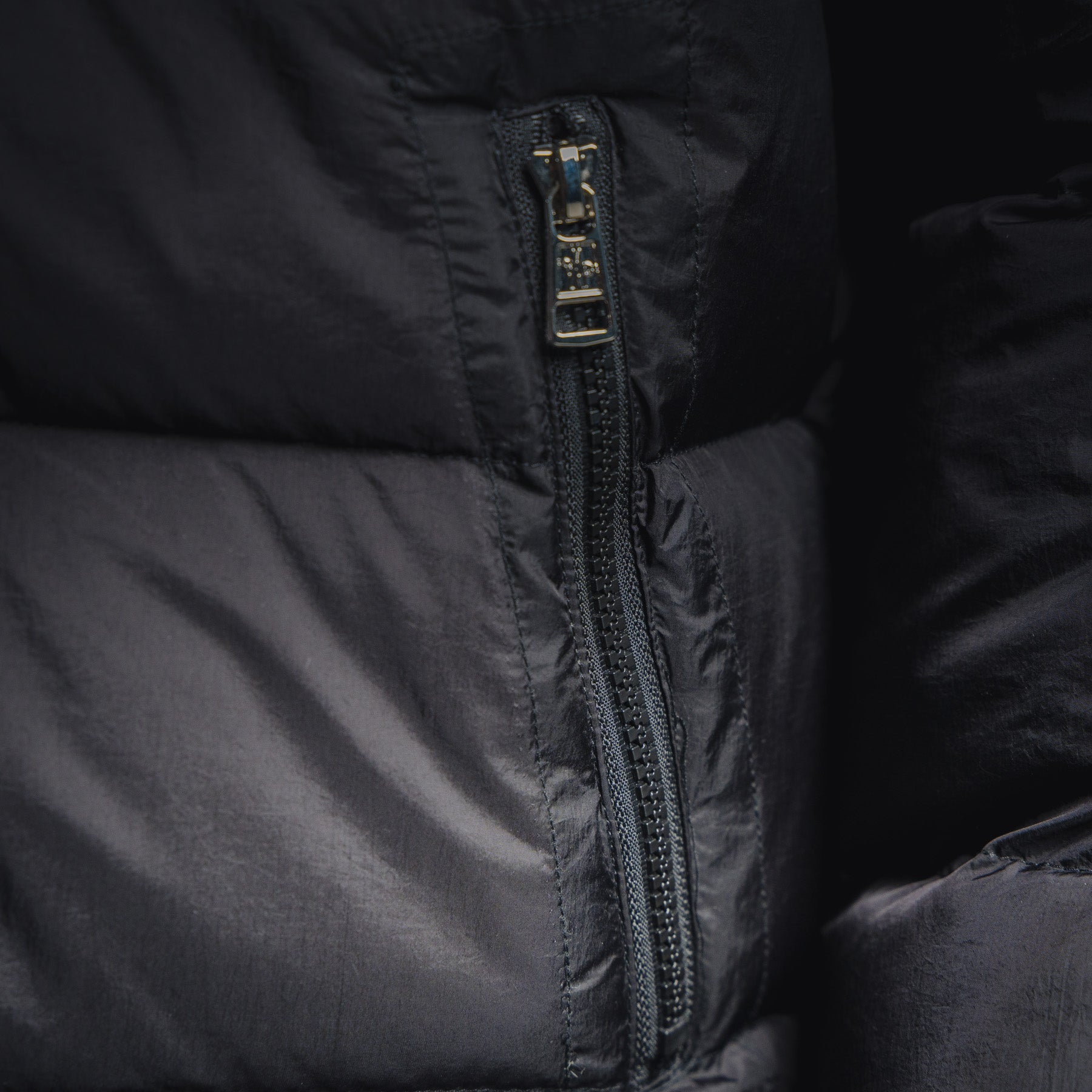 Mon 25fw down jacket