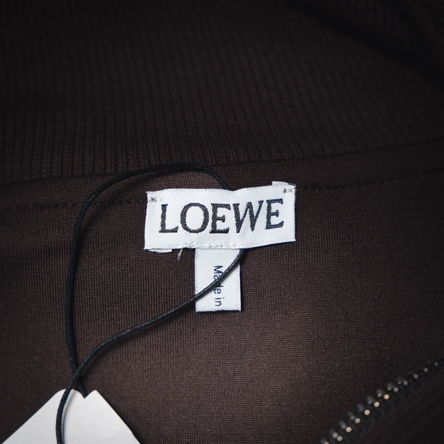 Loe 25fw embroidered jacket