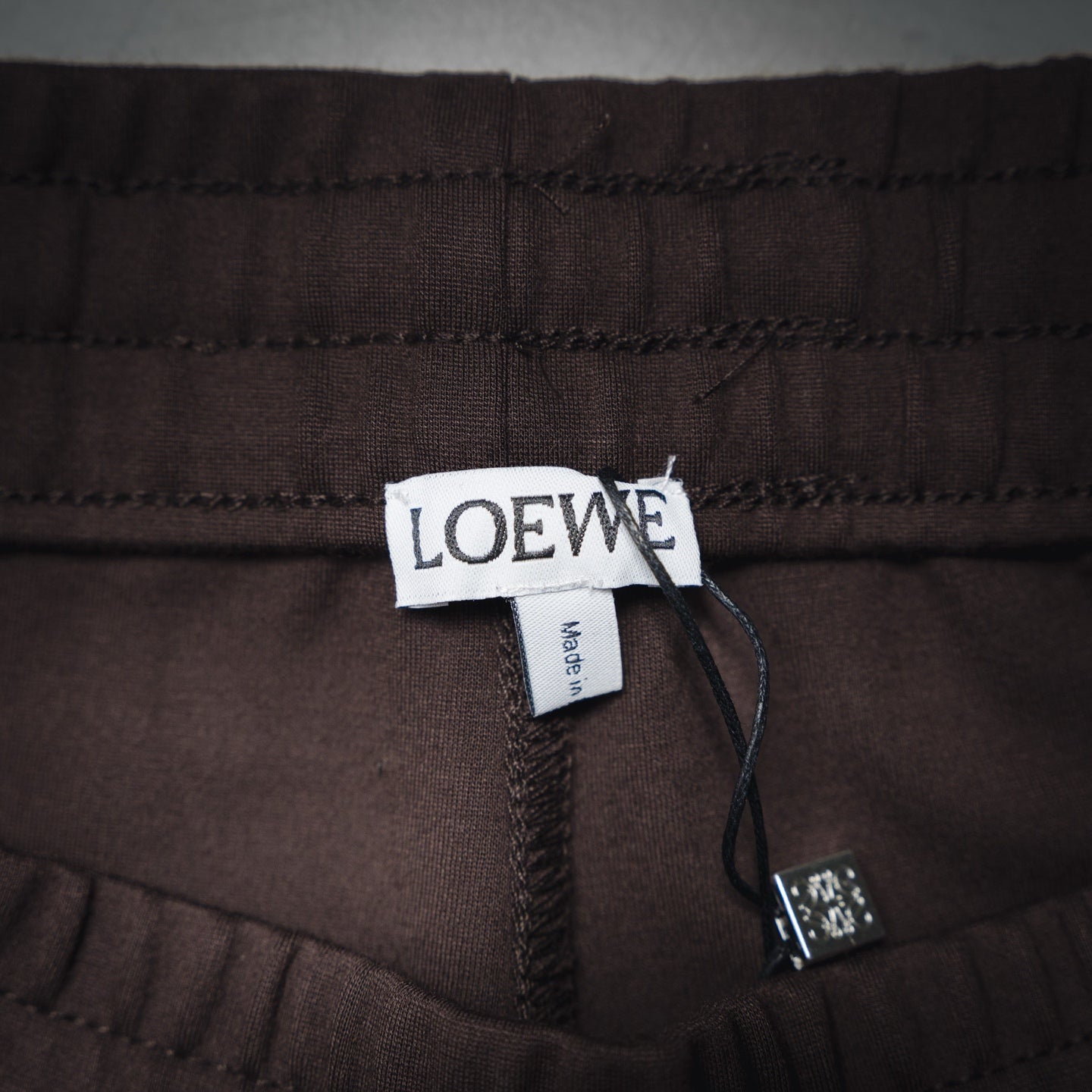 Loe 25fw embroidered pants