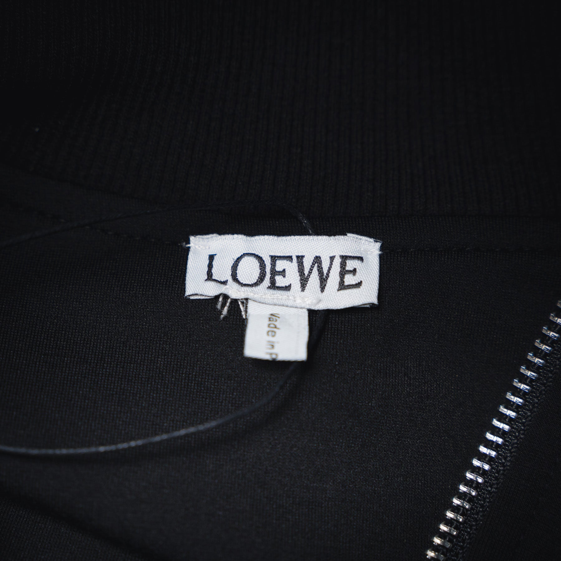 Loe 25fw embroidered jacket