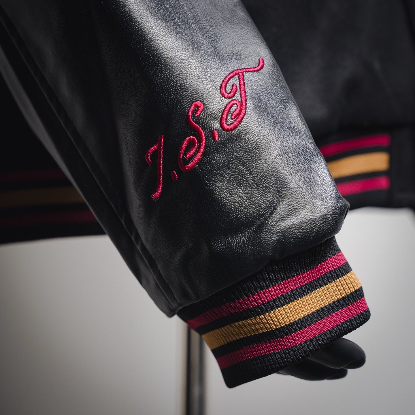 Stussy 25fw embroidered jacket