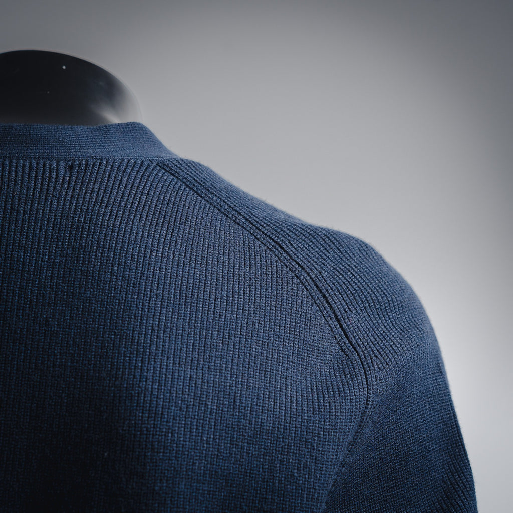 Guc 25fw knitted cardigan