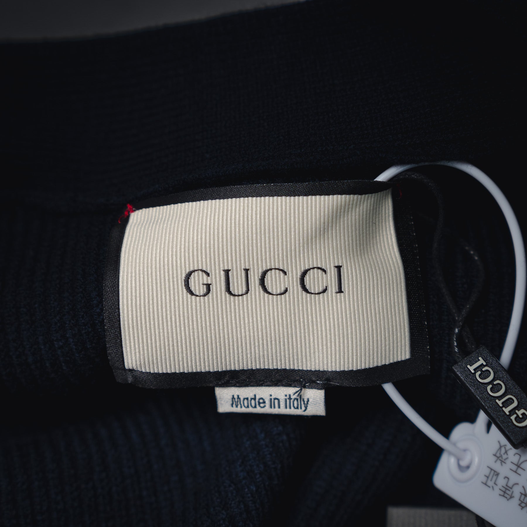 Guc 25fw knitted cardigan