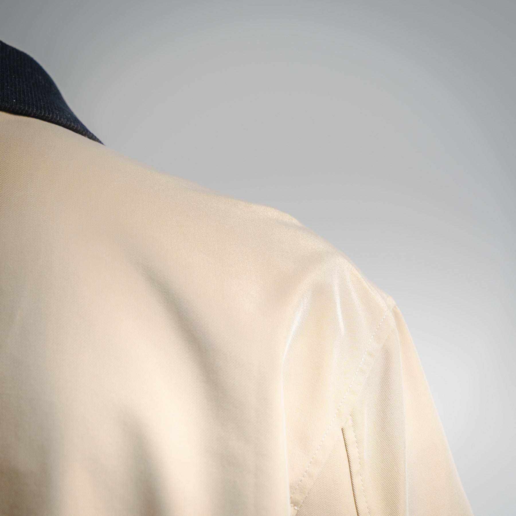 Loe 25fw embroidered jacket