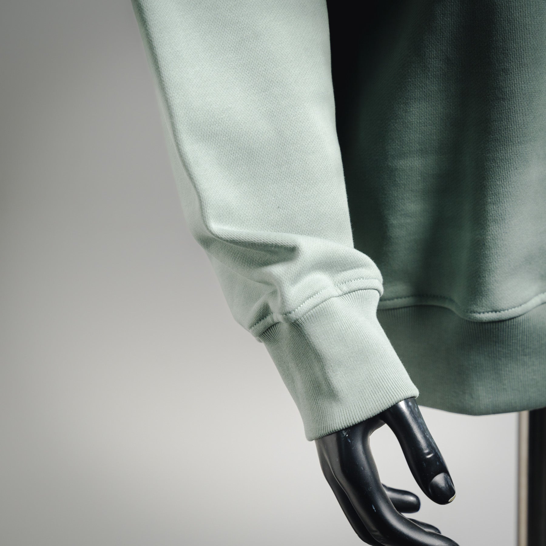 Loe 25fw embroidered shirt