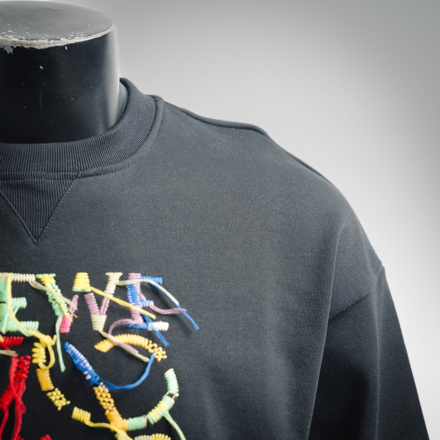 Loe 25fw embroidered shirt