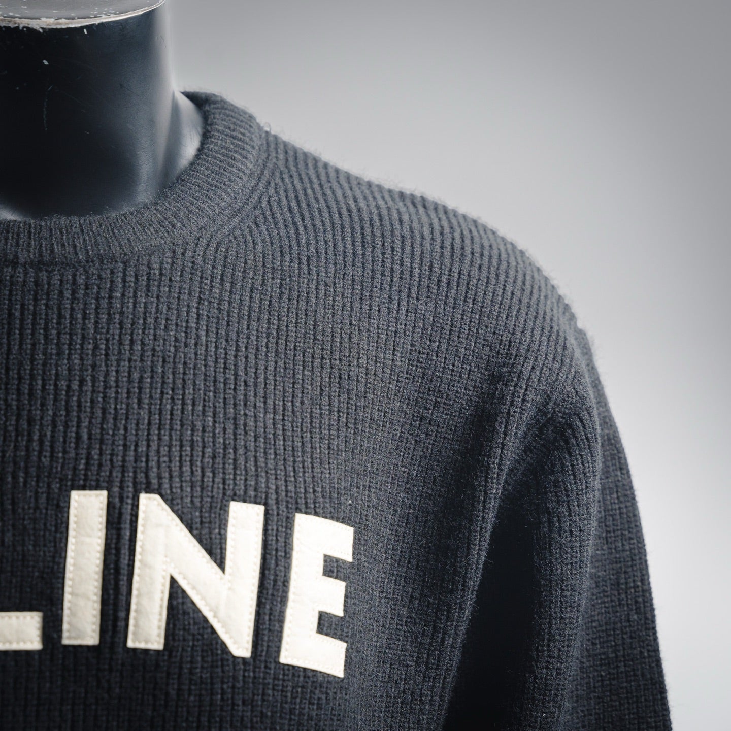 Cel 25fw knitted sweater