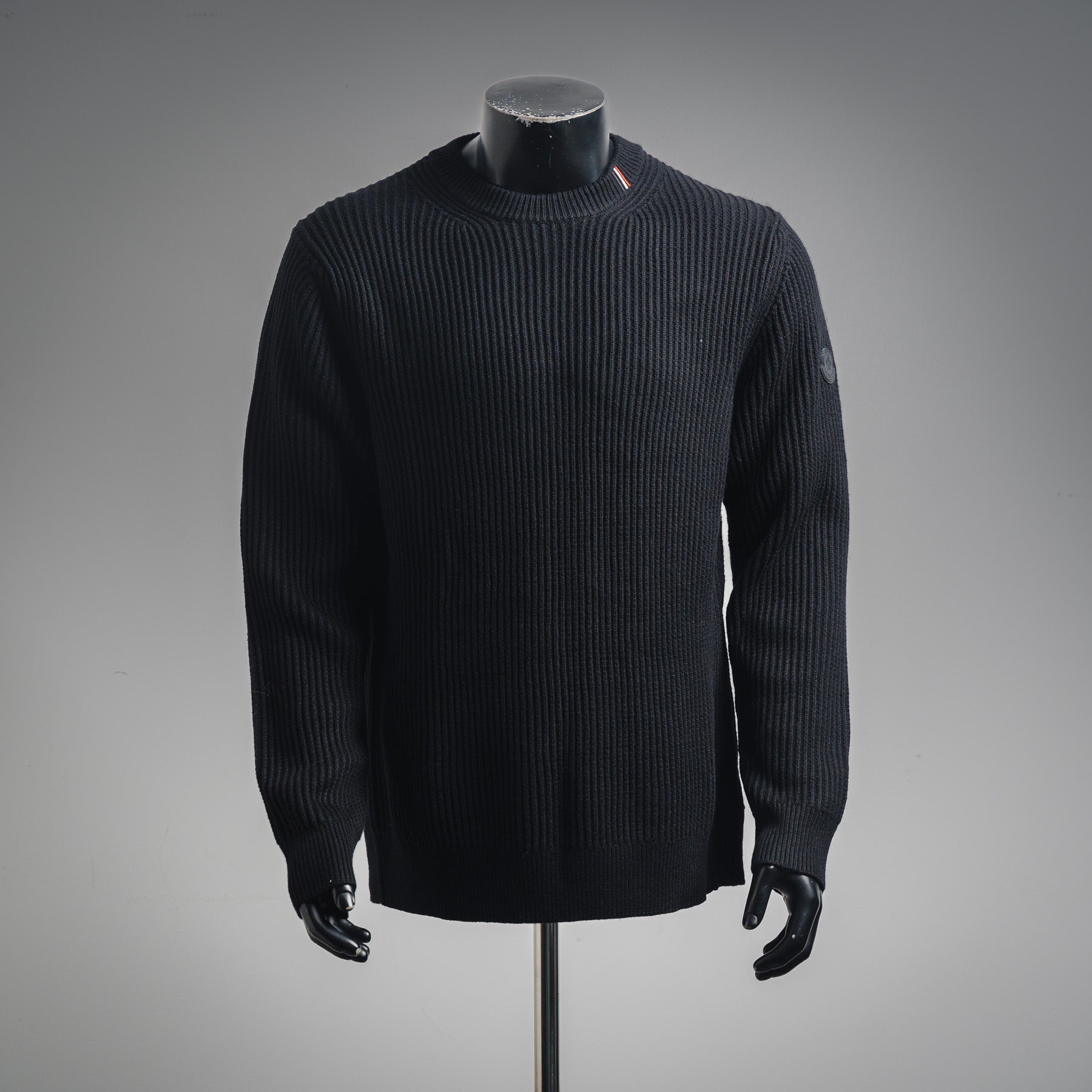 Mon 25fw knitted sweater