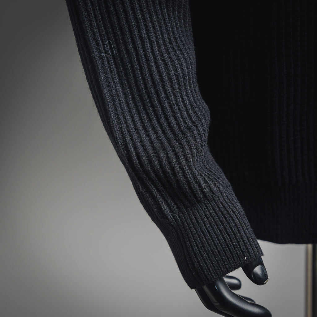 Mon 25fw knitted sweater