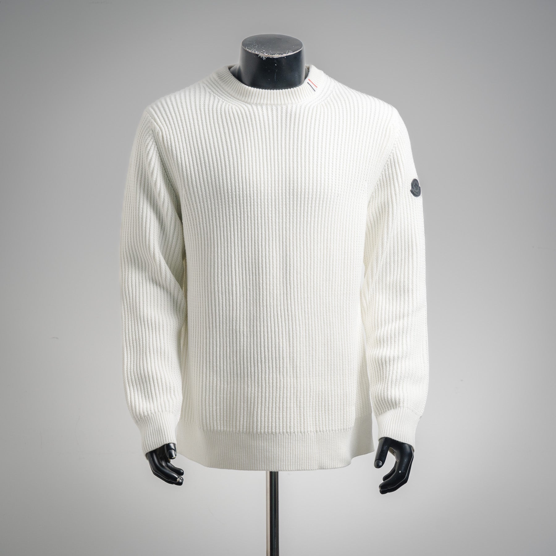 Mon 25fw knitted sweater