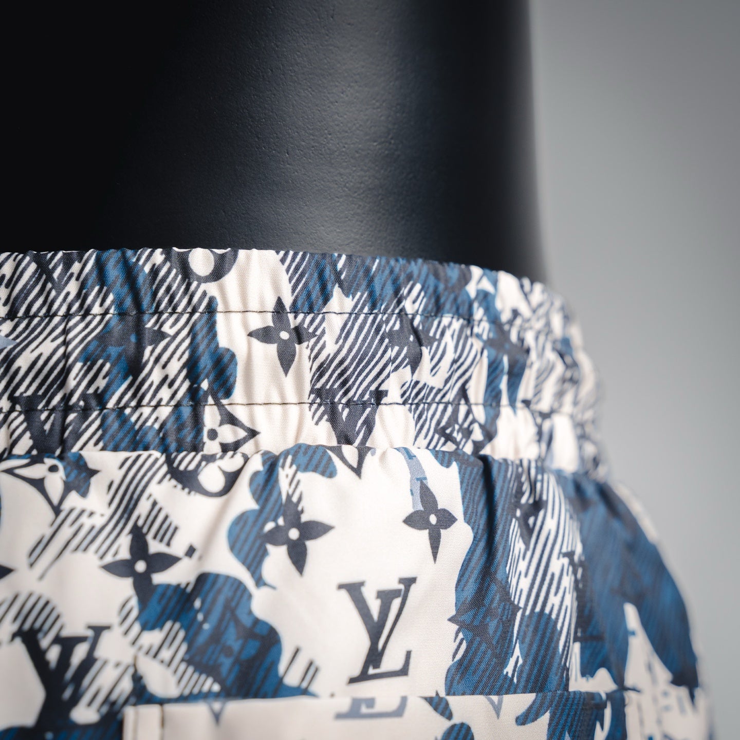 Louis 25fw printed pants