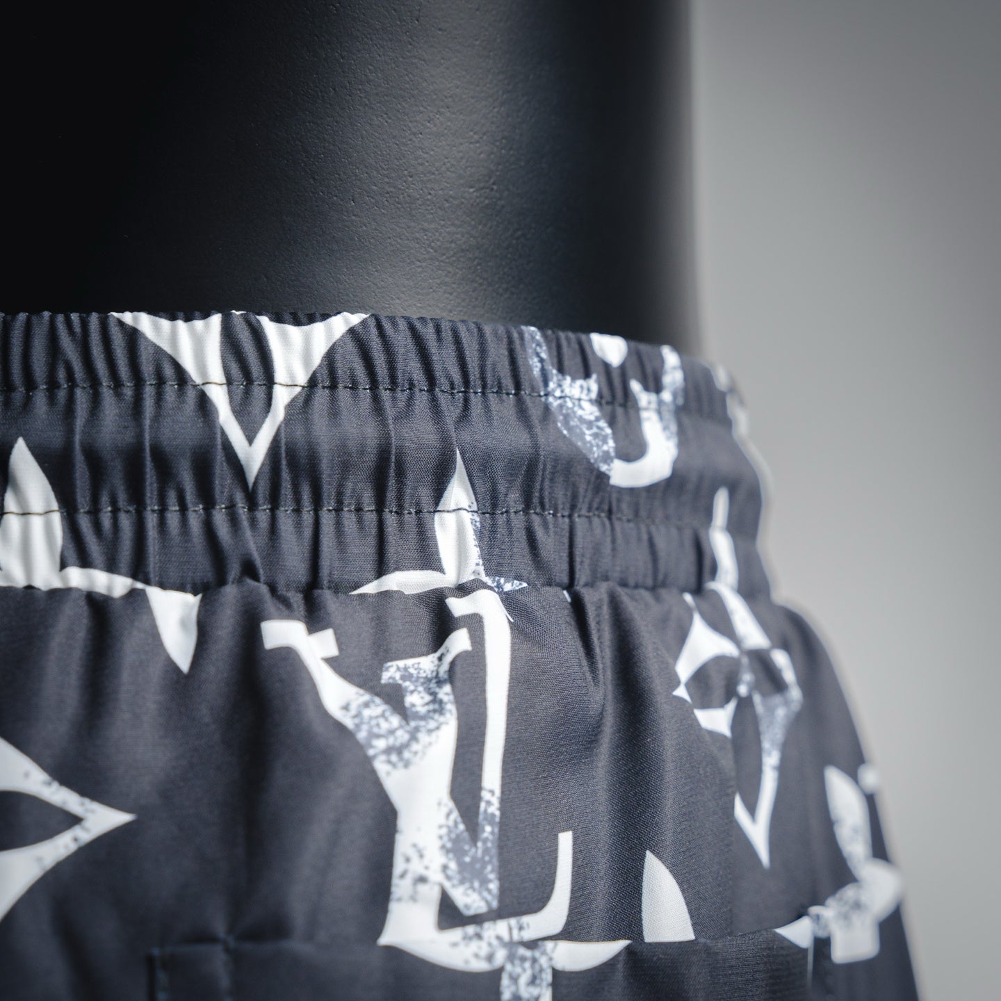 Louis 25fw printed pants