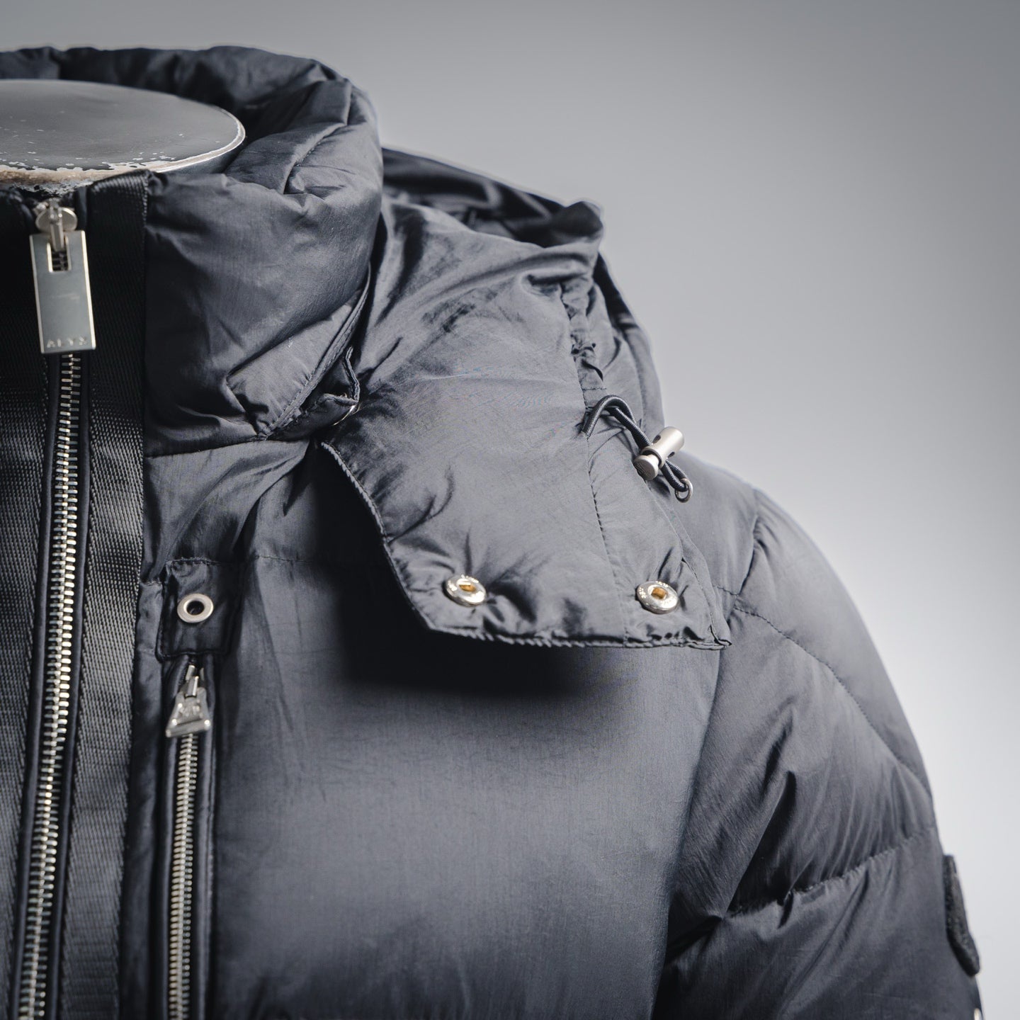 Mon 25fw down jacket