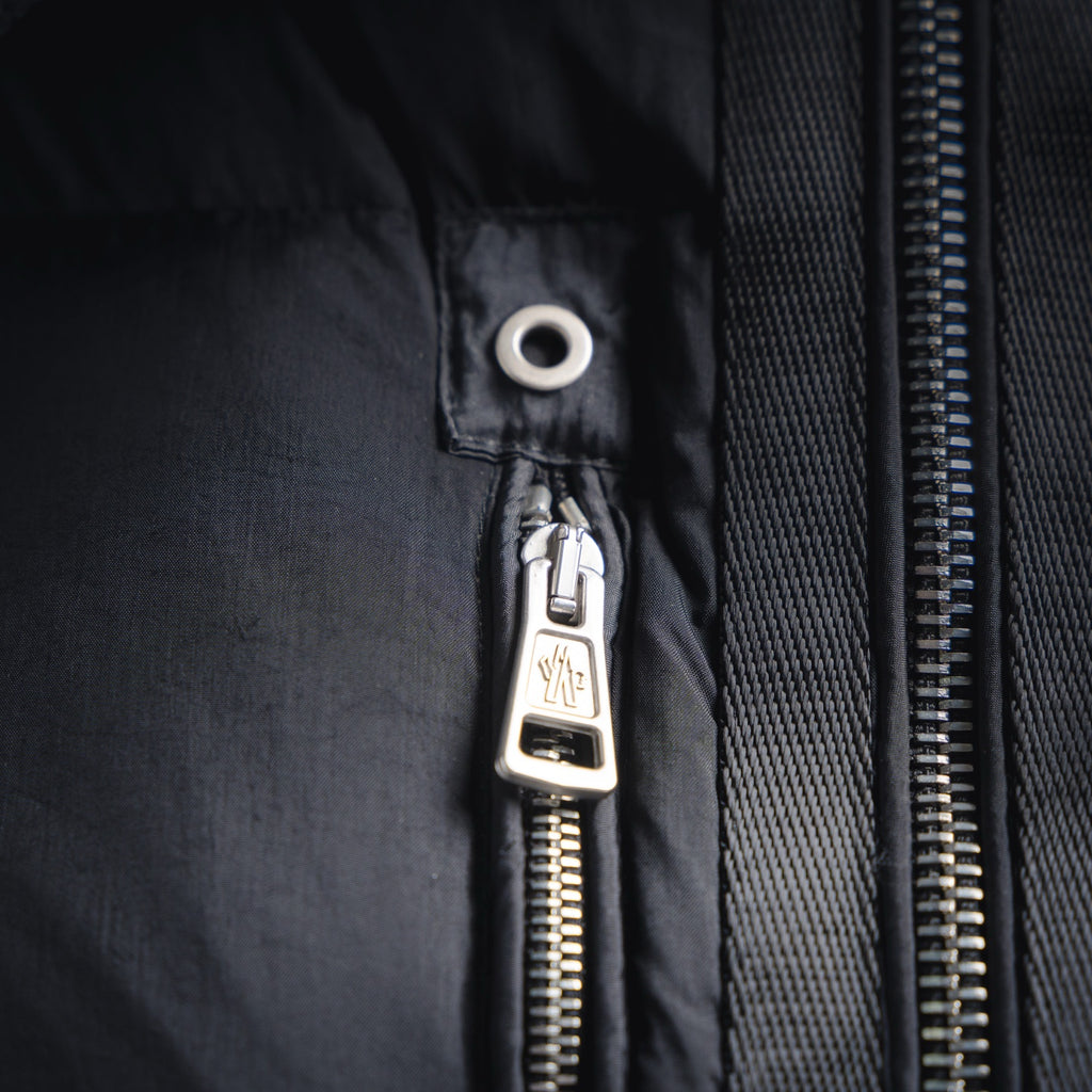 Mon 25fw down jacket