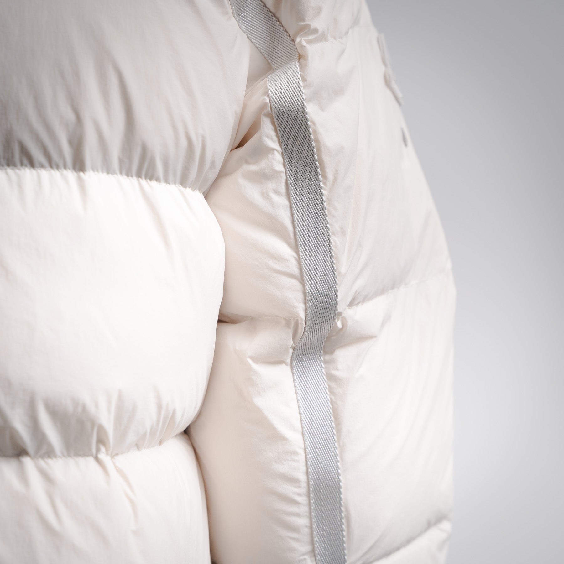 Mon 25fw down jacket