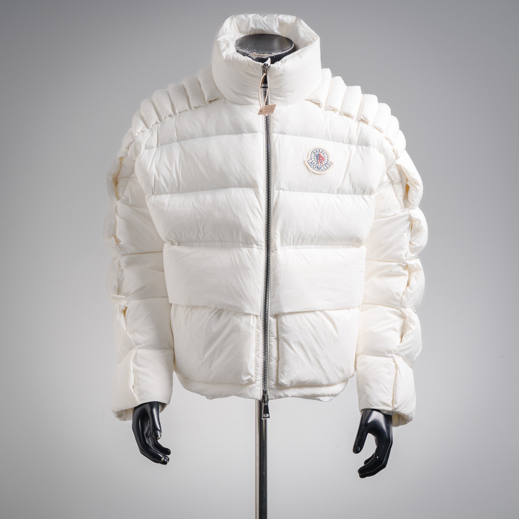 Mon 25fw down jacket