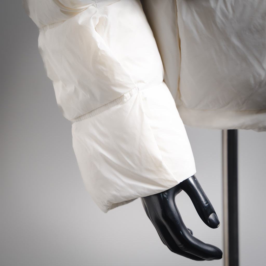 Mon 25fw down jacket