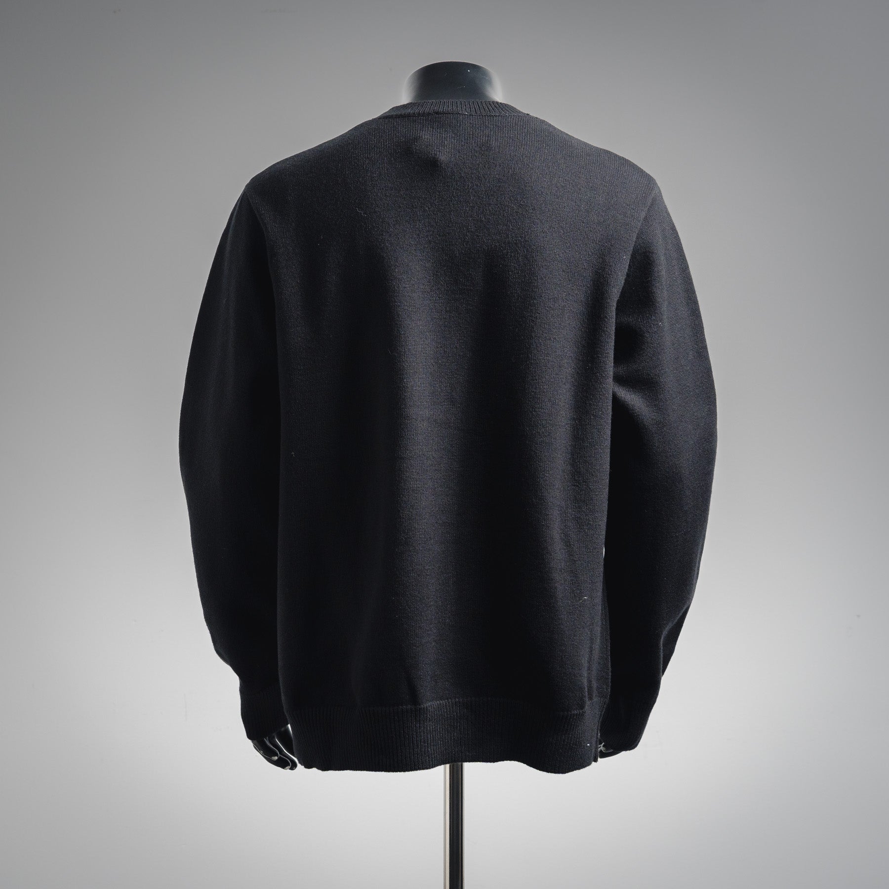 Burbery 25fw embroidered sweater